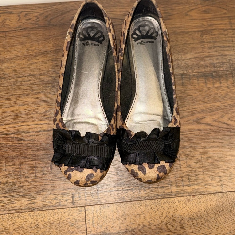 Fergalicious Brown and Black Flats with Leopard Print - Picture 2 of 3
